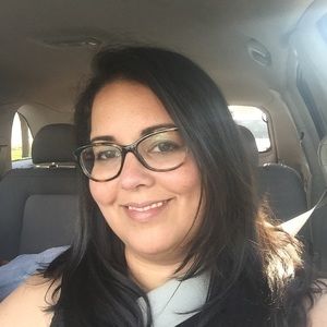 Meet your Posher, Cassandra